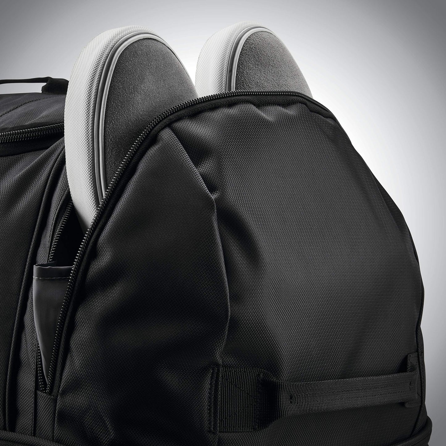 Samsonite Andante 22" 2-Wheel Rolling Duffel Bag | Black